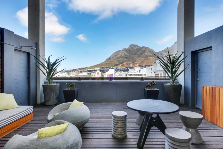 2 Bedroom Property for Sale in Gardens Western Cape
